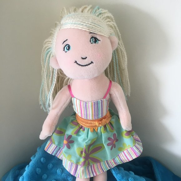 Manhanttan Toy Groovy Girls - Picture 2 of 7